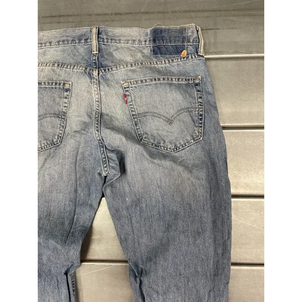VTG Levis 559 Jeans Mens 36X34 Blue Light Wash Denim Relaxed Straight Distressed